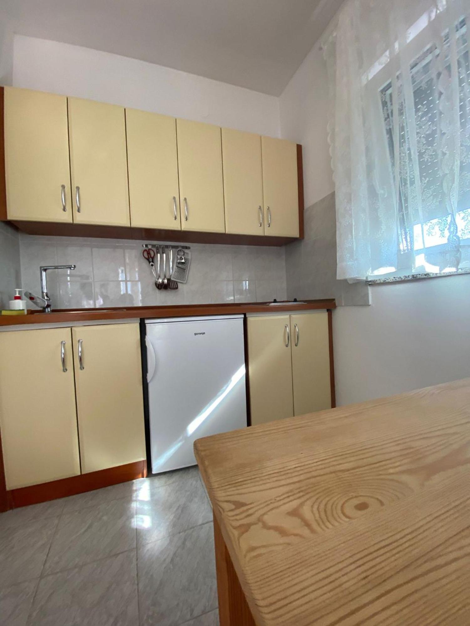Apartments Olea ラブ エクステリア 写真